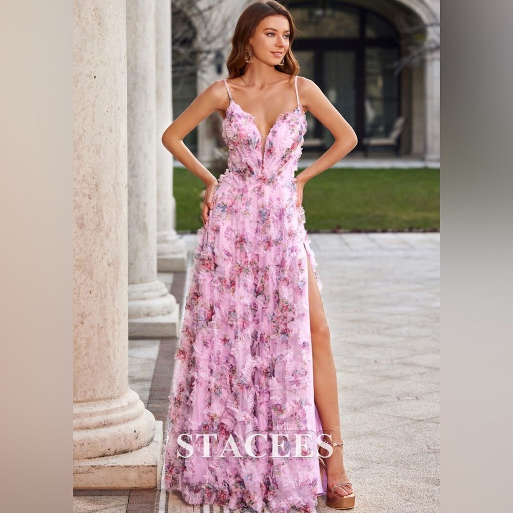 Stacees Elegant Floral Prom Dress in Light Purple NWT!